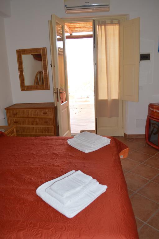 Albergo Seaside Leni Exterior foto