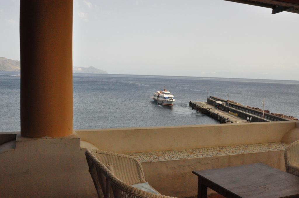 Albergo Seaside Leni Exterior foto