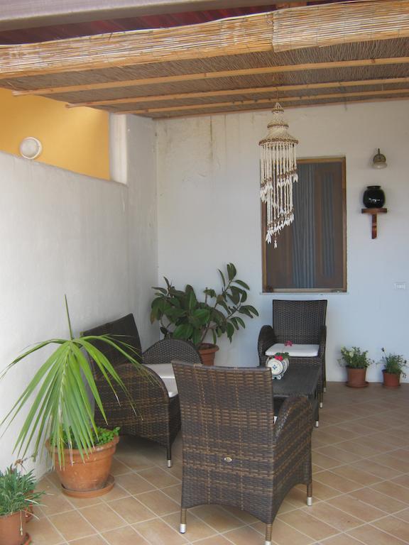 Albergo Seaside Leni Exterior foto