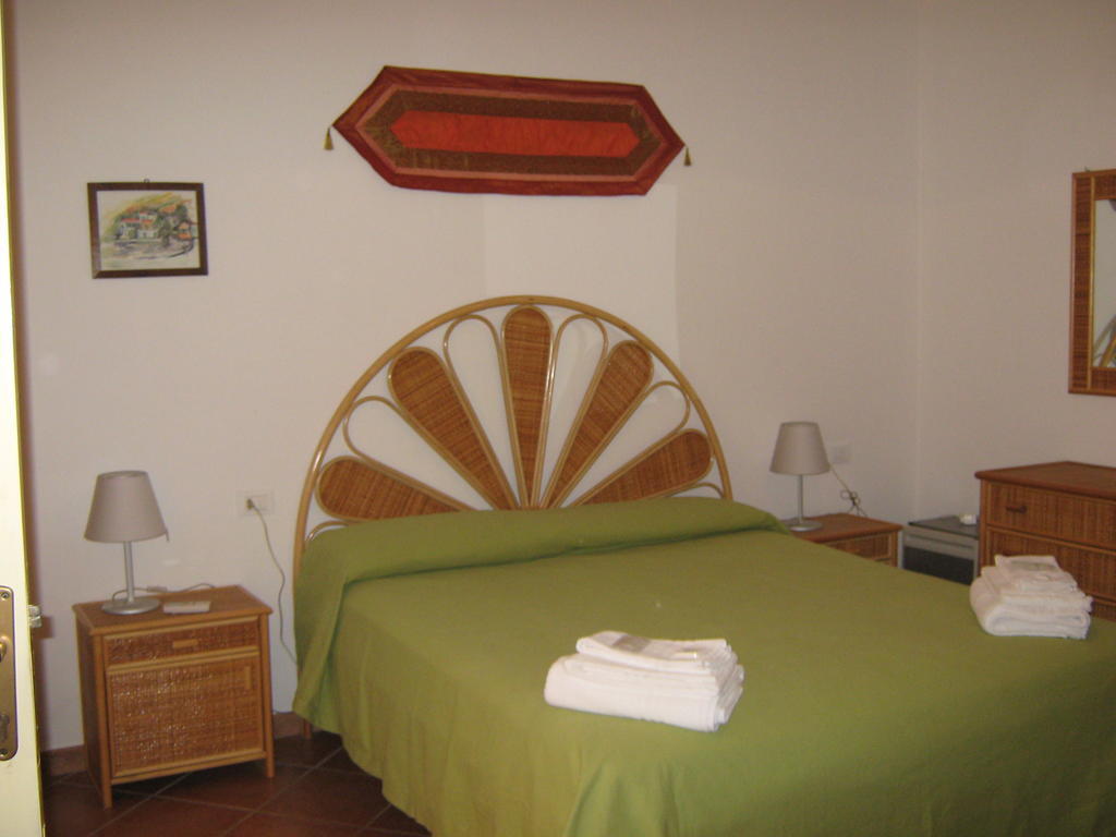 Albergo Seaside Leni Zimmer foto