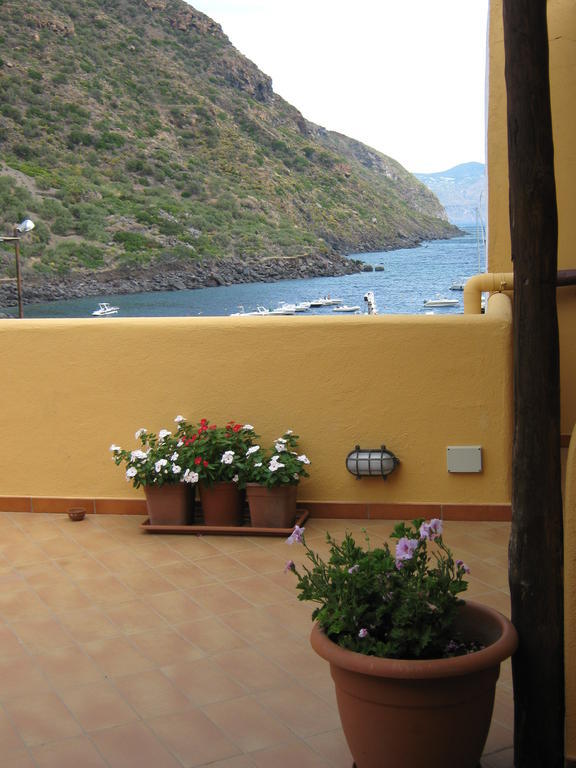 Albergo Seaside Leni Exterior foto
