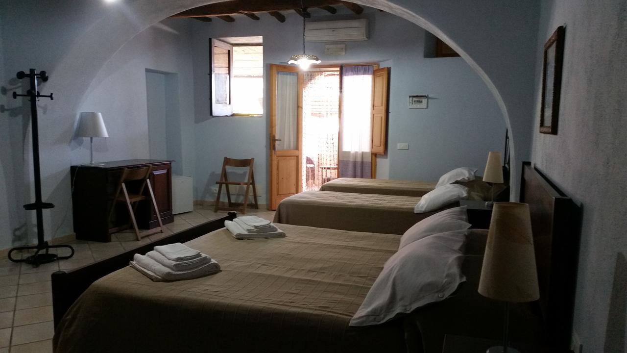 Albergo Seaside Leni Exterior foto