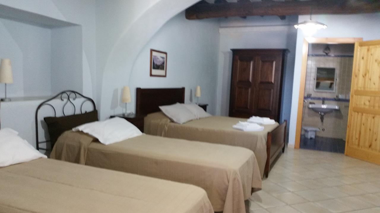 Albergo Seaside Leni Exterior foto