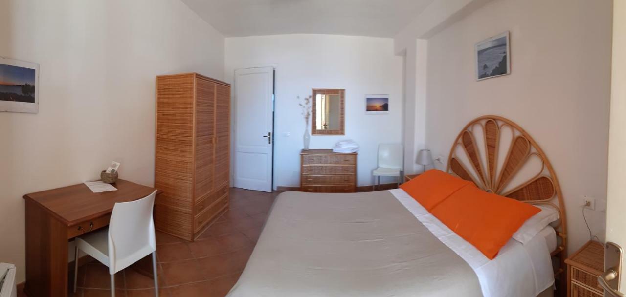 Albergo Seaside Leni Exterior foto